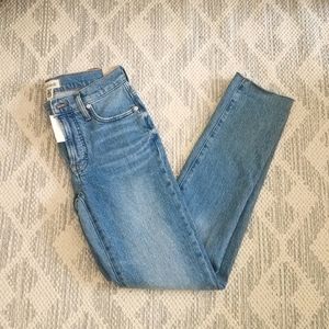NWT Madewell Perfect Vintage Mid-rise 25T Enmore Wash
